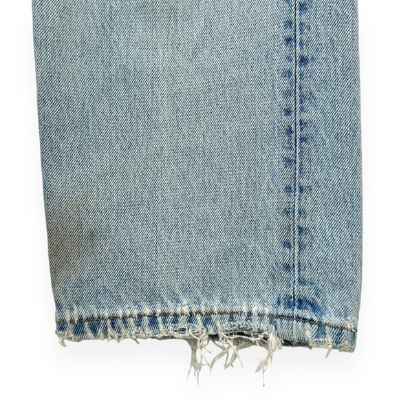 Vintage Levi's 501 1990s Made in USA Light Wash Straight Leg Distressed Jeans - Picture 8 of 13